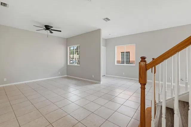 Residence photo 8