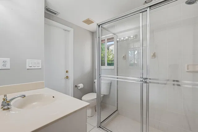 Residence photo 10