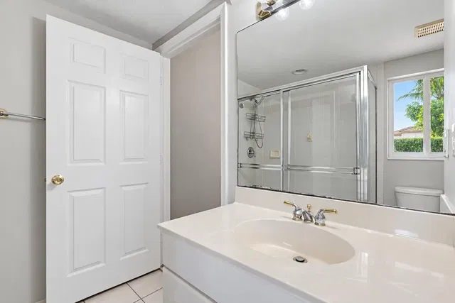 Residence photo 11