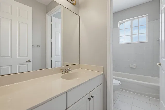 Residence photo 29
