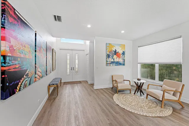 Woodfield Country Club Residence photo 6