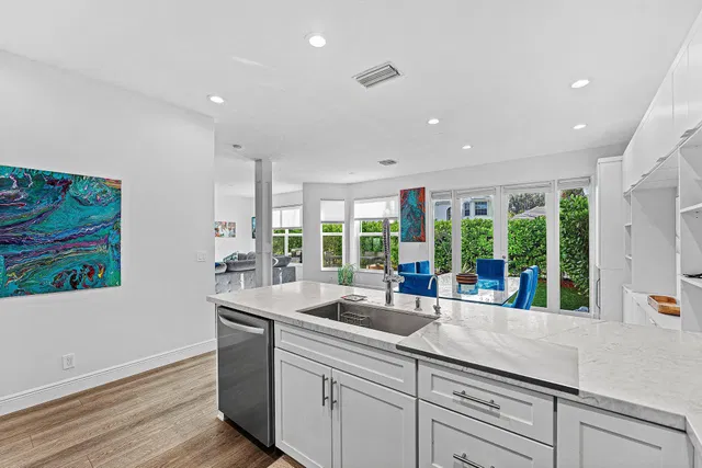 Woodfield Country Club Residence photo 15
