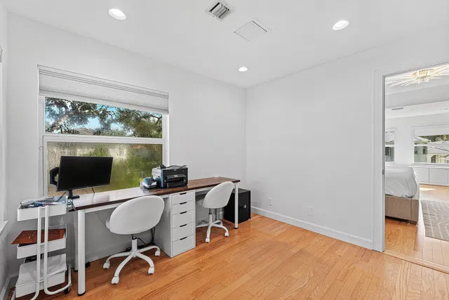 Woodfield Country Club Residence photo 24