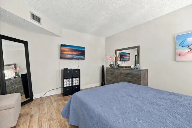  Unit 202 photo 27