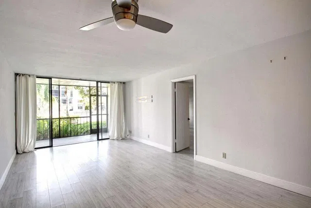 Boca Raton Unit 1040 photo 2
