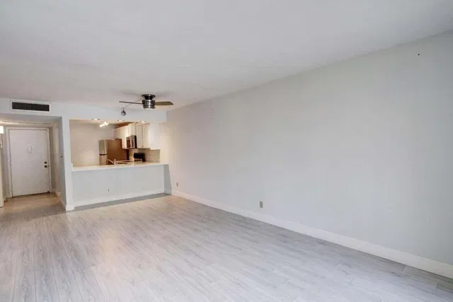 Boca Raton Unit 1040 photo 18