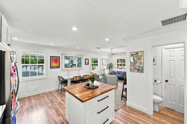 West Palm Beach Residence photo 11