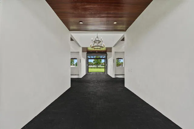 Residence photo 6