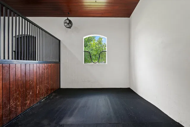 Residence photo 9