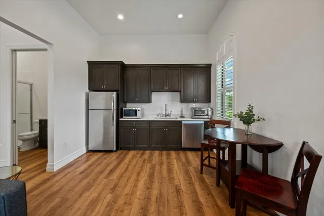 Residence photo 20