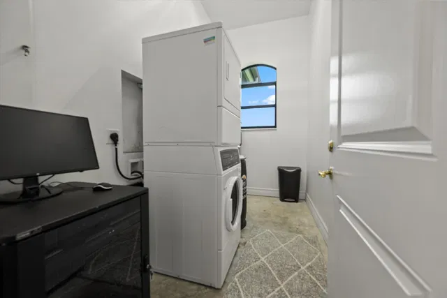 Residence photo 36