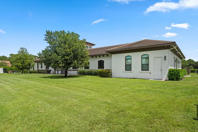 Residence photo 39