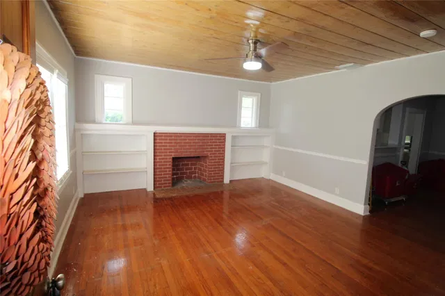 Residence photo 3