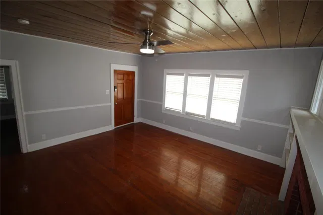 Residence photo 5