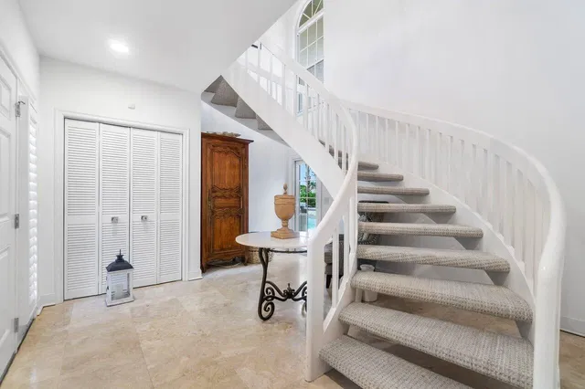  Residence photo 5