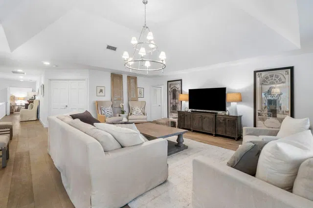  Residence photo 10