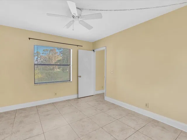 Unit 105 photo 26