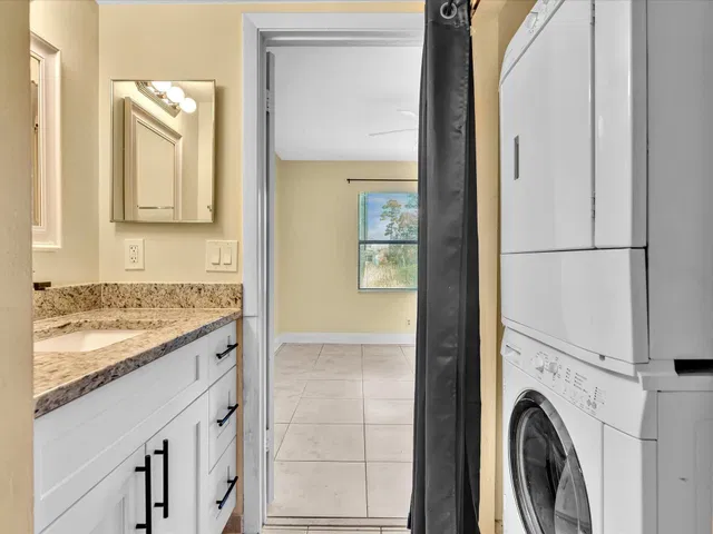 Unit 105 photo 30