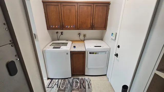 Residence photo 6