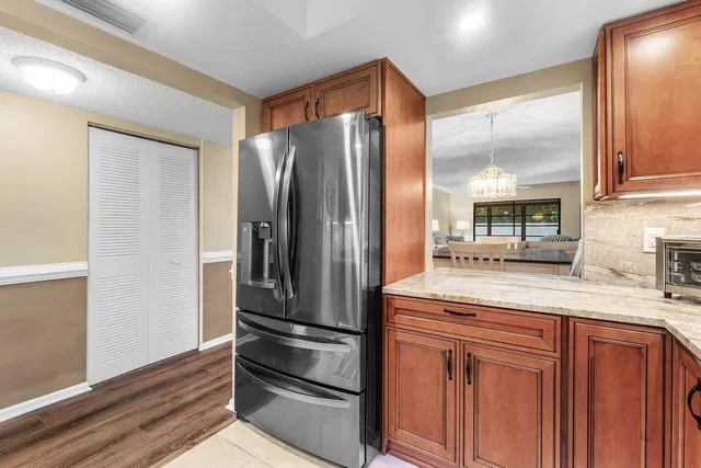  Unit 206 photo 7