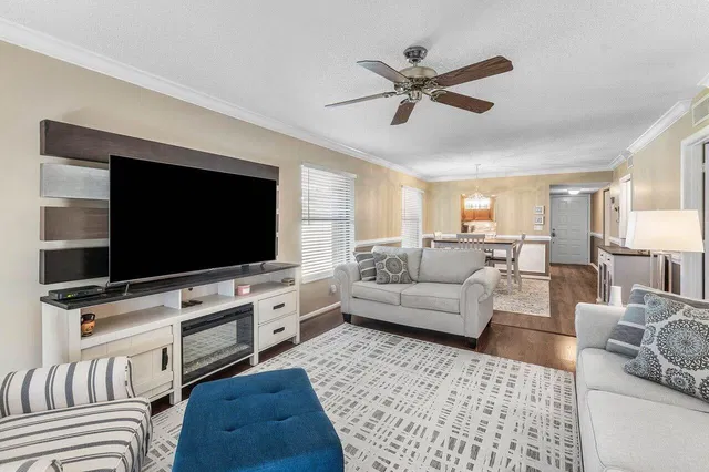  Unit 206 photo 14