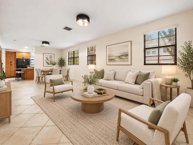  Residence photo 6