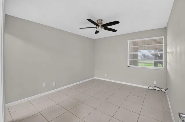 Residence photo 14
