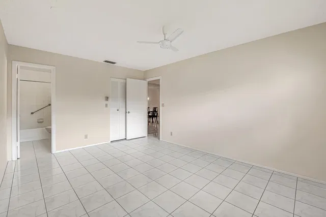  Residence photo 17