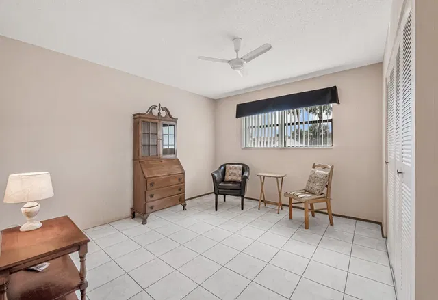  Residence photo 23