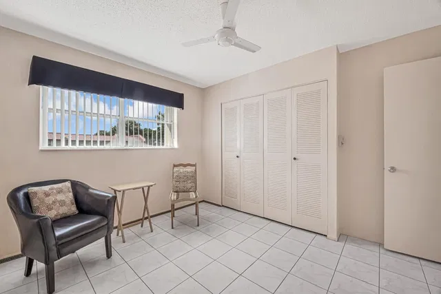  Residence photo 24