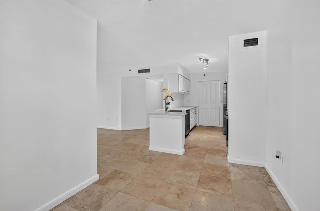 Unit 102 photo 15