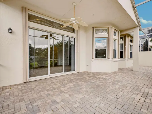  Residence photo 26