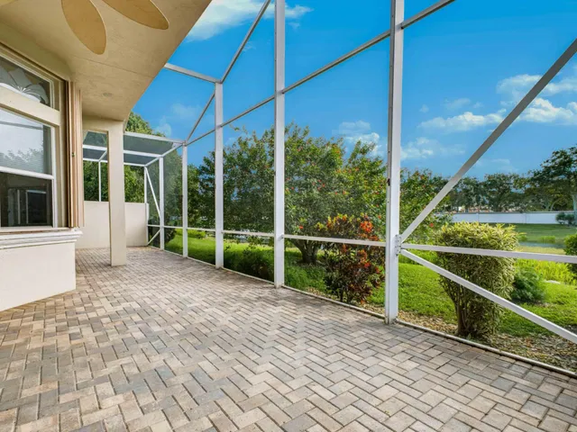  Residence photo 45