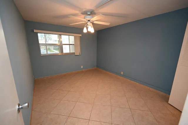  Residence photo 9