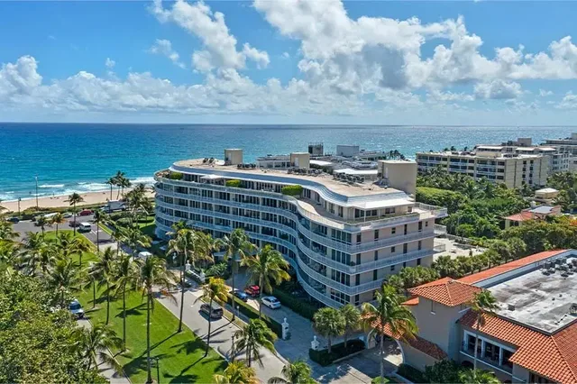 One Royal Palm Way Palm Beach condos, Florida — photo 5