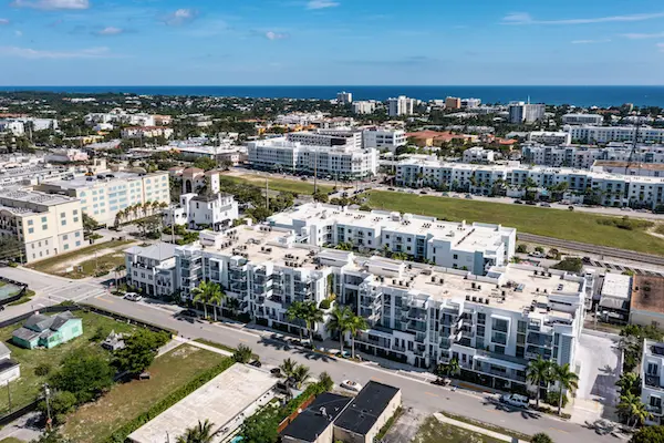 111 First Delray condos, Florida — photo 3