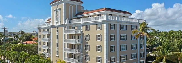 330 Cocoanut Row