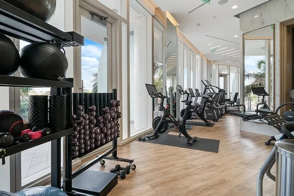 The Bristol Palm Beach condos, Florida — photo 8
