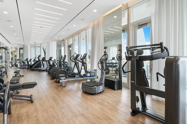 The Bristol Palm Beach condos, Florida — photo 9