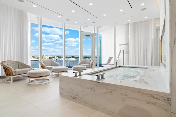 The Bristol Palm Beach condos, Florida — photo 10