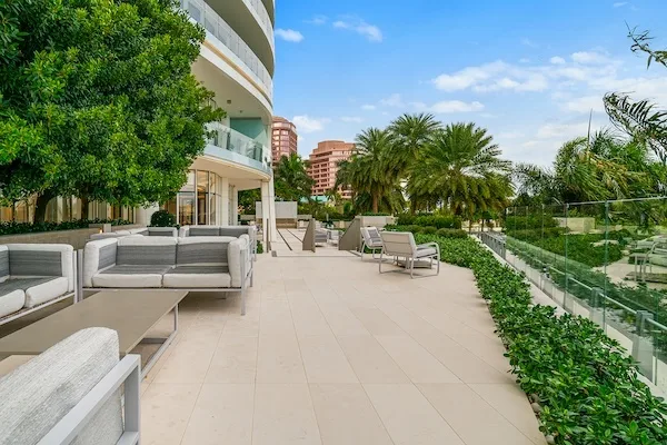 The Bristol Palm Beach condos, Florida — photo 24