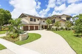 Boca Bath & Tennis condos, Florida — photo 3