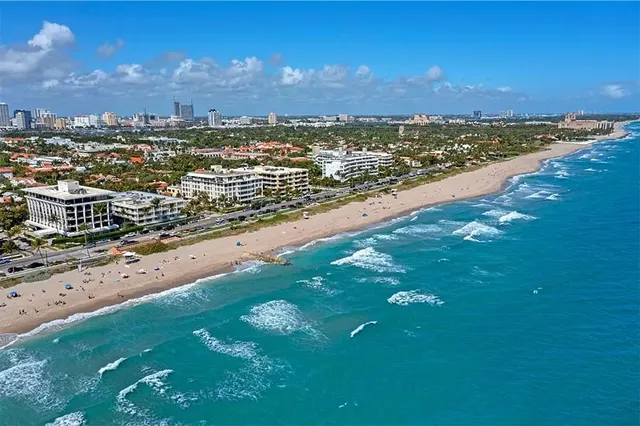 Dunster House Palm Beach condos, Florida — photo 2