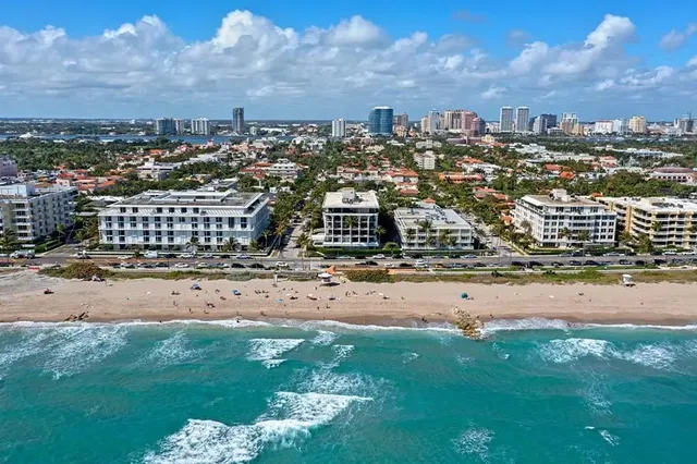 Dunster House Palm Beach condos, Florida — photo 3