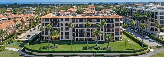 L'Ermitage Palm Beach