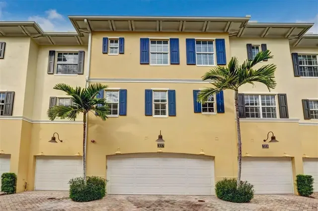 Magnolia Court — West Palm Beach