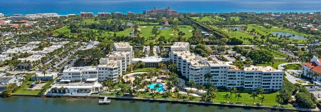 Palm Beach Towers, Palm Beach