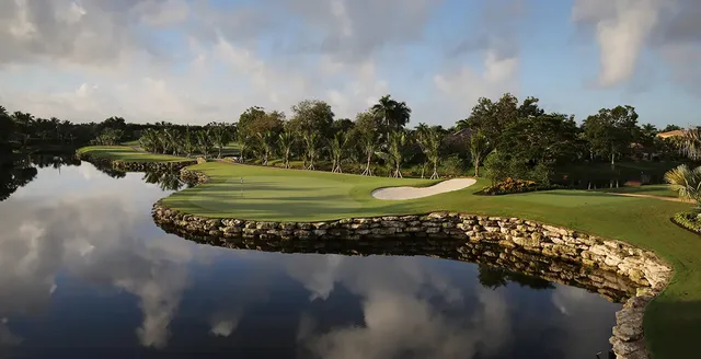 St. Andrews Country Club condos, Florida — photo 4