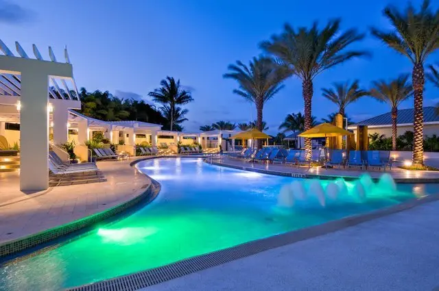 St. Andrews Country Club condos, Florida — photo 2