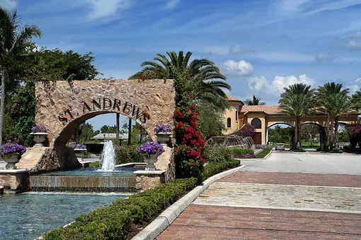 St. Andrews Country Club condos, Florida — photo 5